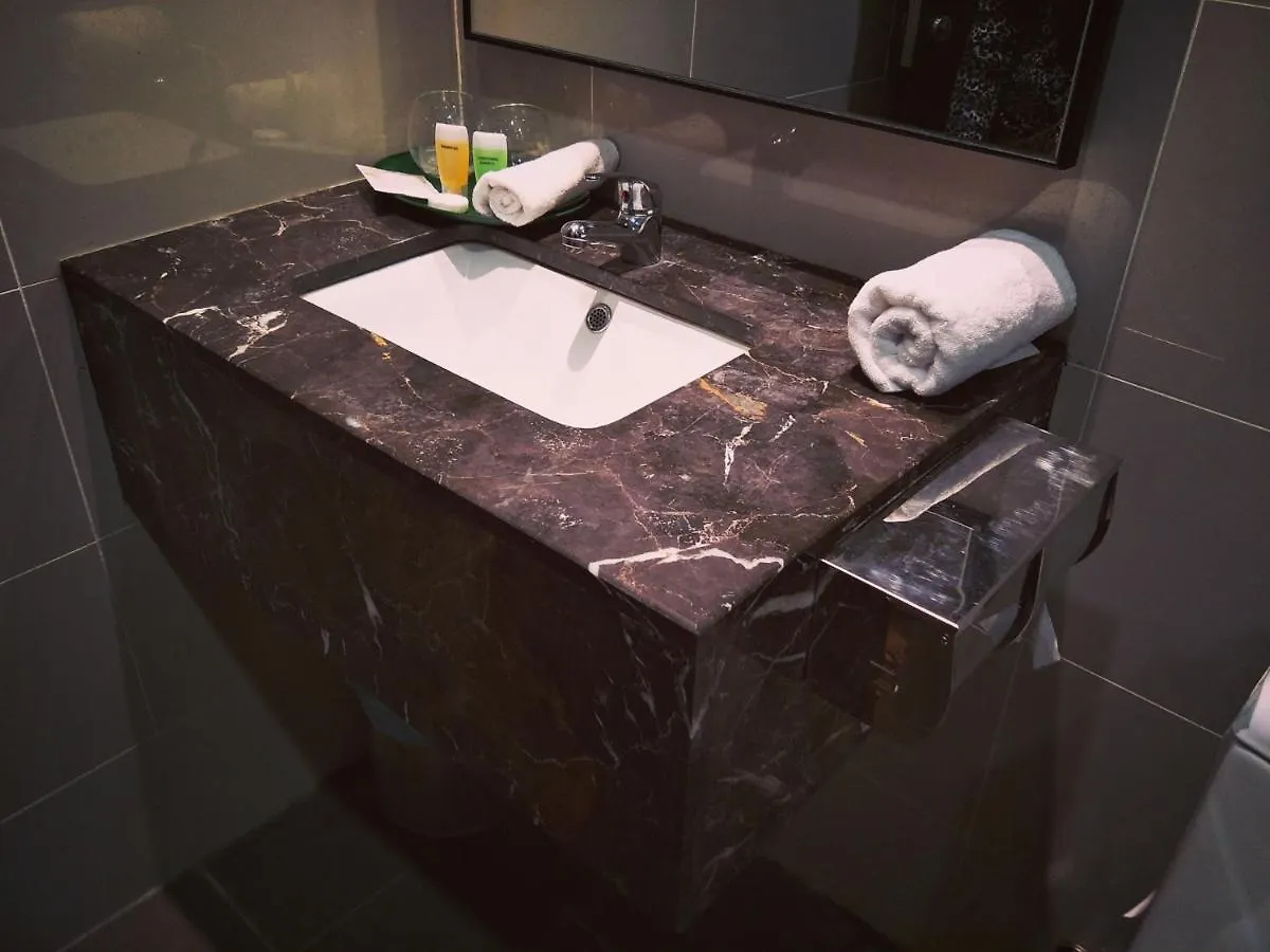 Gloria Swiss Apartment Melaka Ayer Keroh